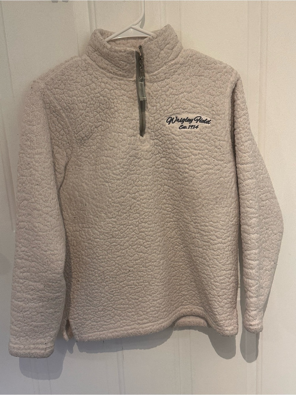 Wrigley Field Sherpa Pullover. Size S